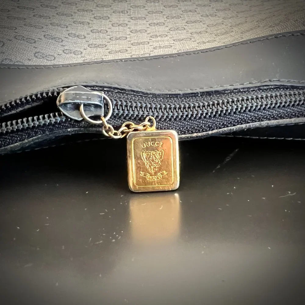 Gucci GG Vintage Hobo in Micro Monogram Canvas Navy/Gray - Picture 11 of 13